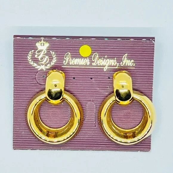 Vintage Cosmetic Jewelry -NWT (Earrings, Necklace, Bracelet) - Picture 8 of 10